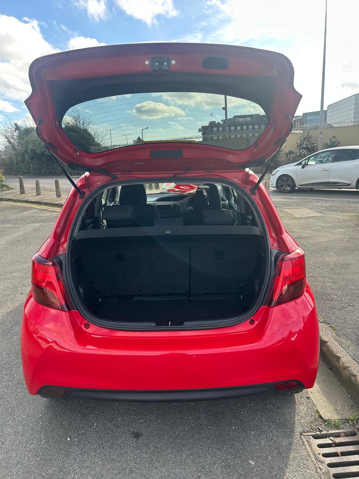 Used Toyota Yaris 2016 for sale - 77730553: Photo 11