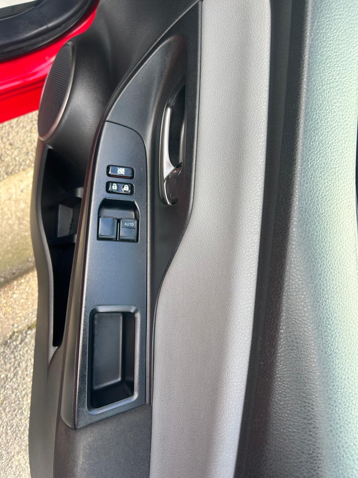 Used Toyota Yaris 2016 for sale - 77730553: Photo 19