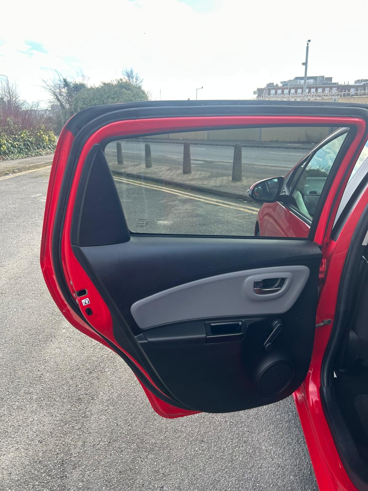 Used Toyota Yaris 2016 for sale - 77730553: Photo 8