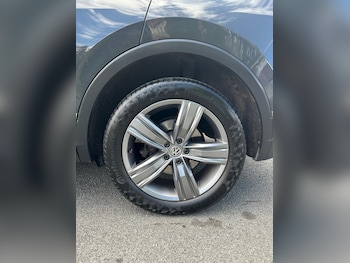 Used Volkswagen Tiguan 2017 for sale - 78565609: Photo