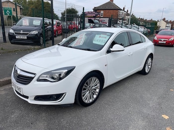 Vauxhall Insignia feature image 1