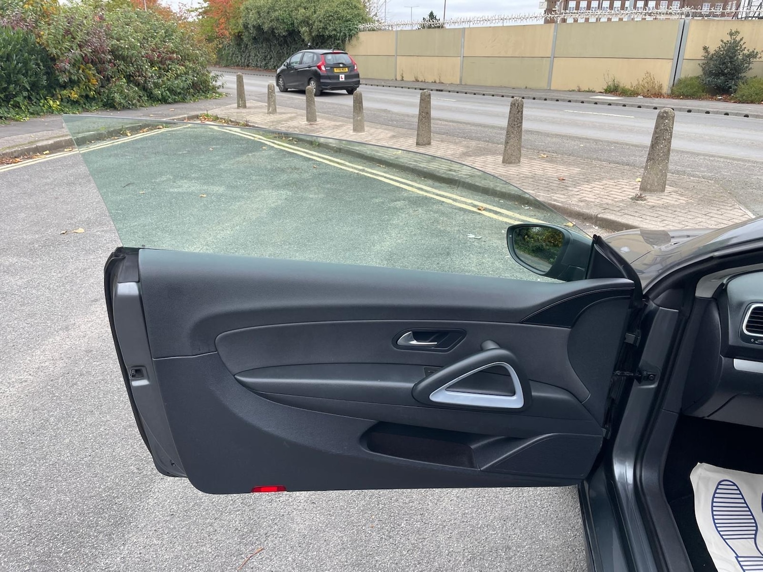 Used Volkswagen Scirocco 2011 for sale - 76319757: Photo 11