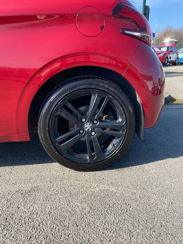 Used Peugeot 208 2015 for sale - 74073095: Photo 3