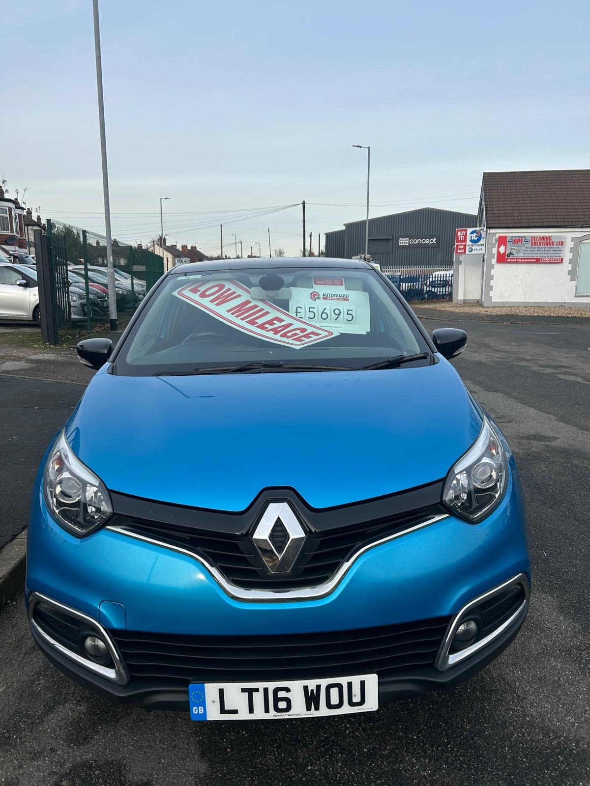 Used Renault Captur 2016 for sale - 77164628: Photo 2