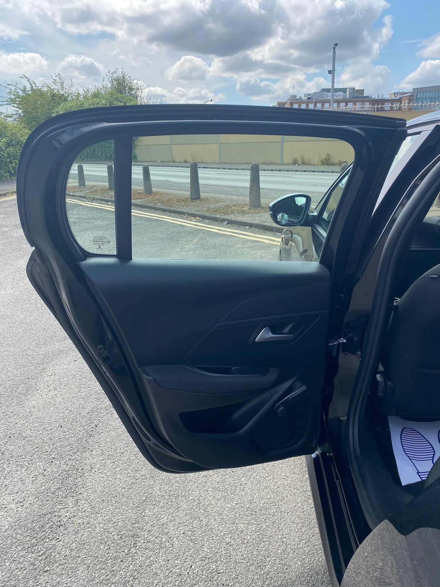 Used Peugeot 208 2020 for sale - 76664944: Photo 8