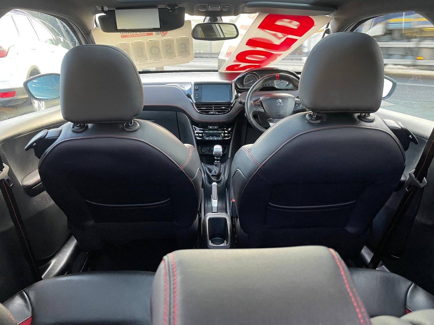 Used Peugeot 208 2017 for sale - 76935493: Photo 10