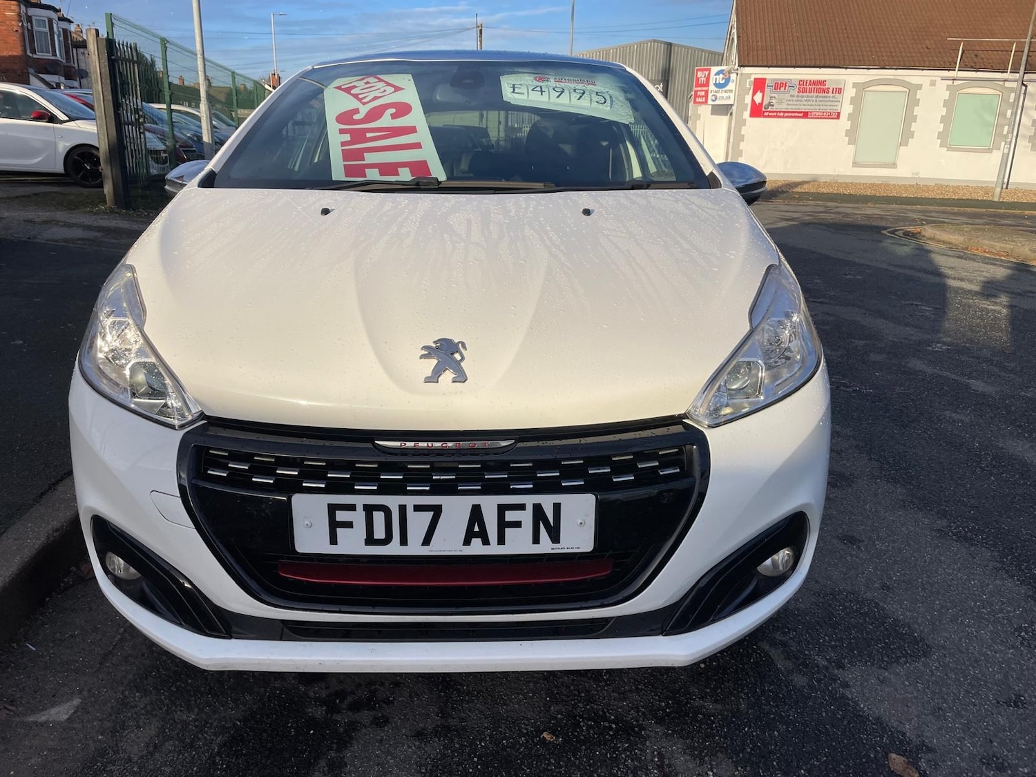 Used Peugeot 208 2017 for sale - 76935493: Photo 2