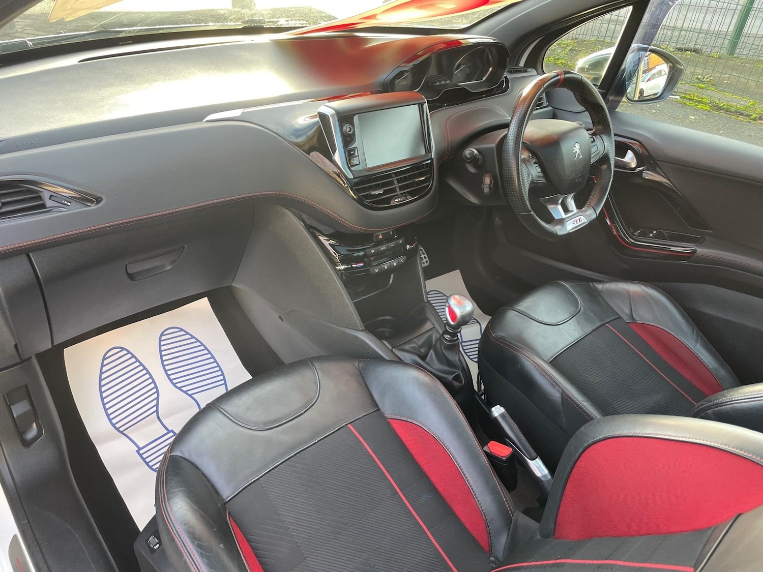 Used Peugeot 208 2017 for sale - 76935493: Photo 22