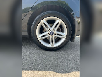 Used Ford Focus 2017 for sale - 74951358: Photo