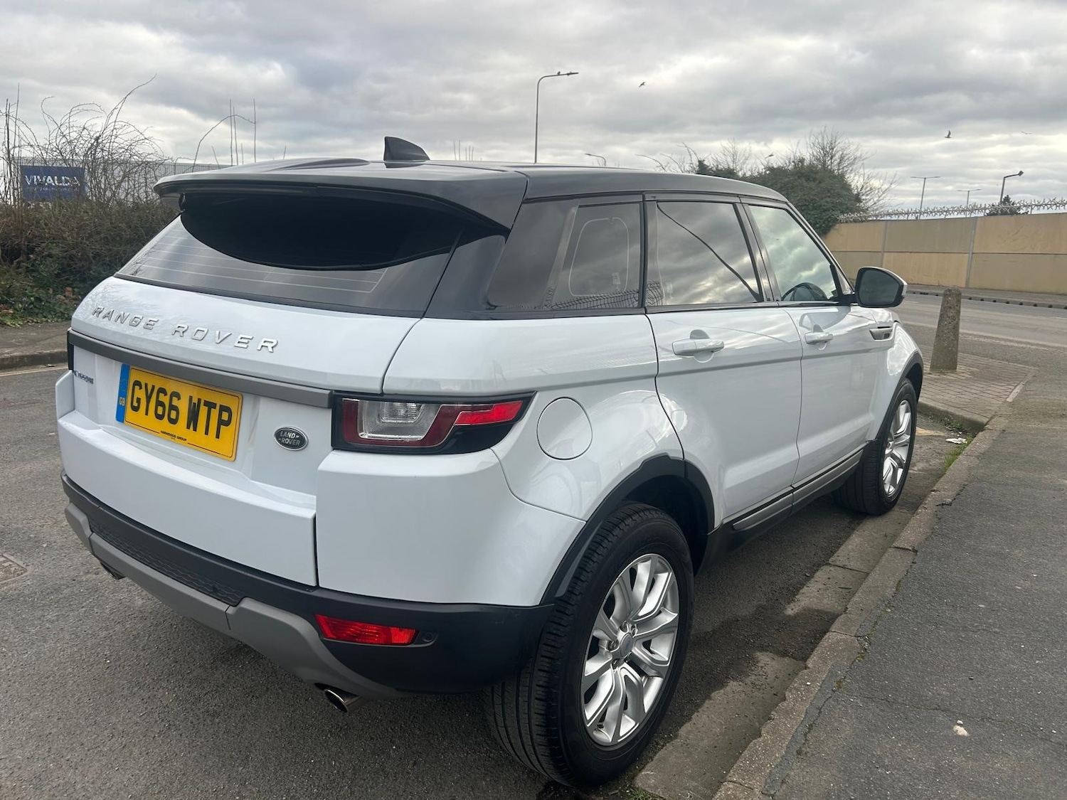 Used Land Rover Range Rover Evoque 2016 for sale - 77819979: Photo 13