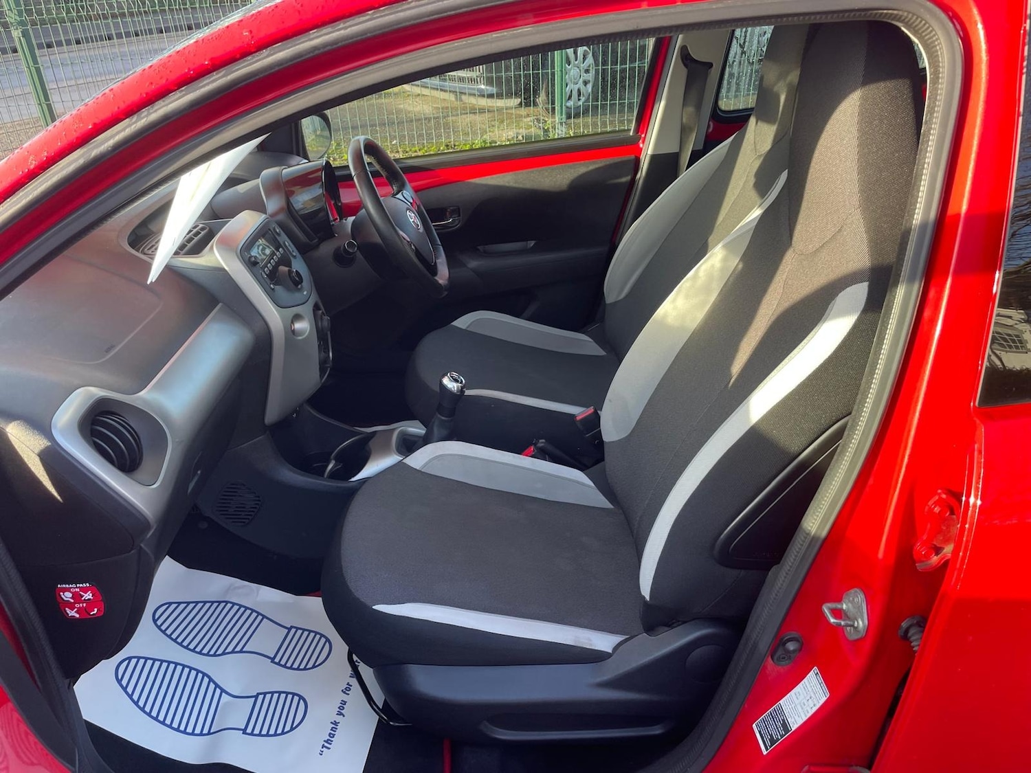 Used Toyota AYGO 2016 for sale - 76950929: Photo 12