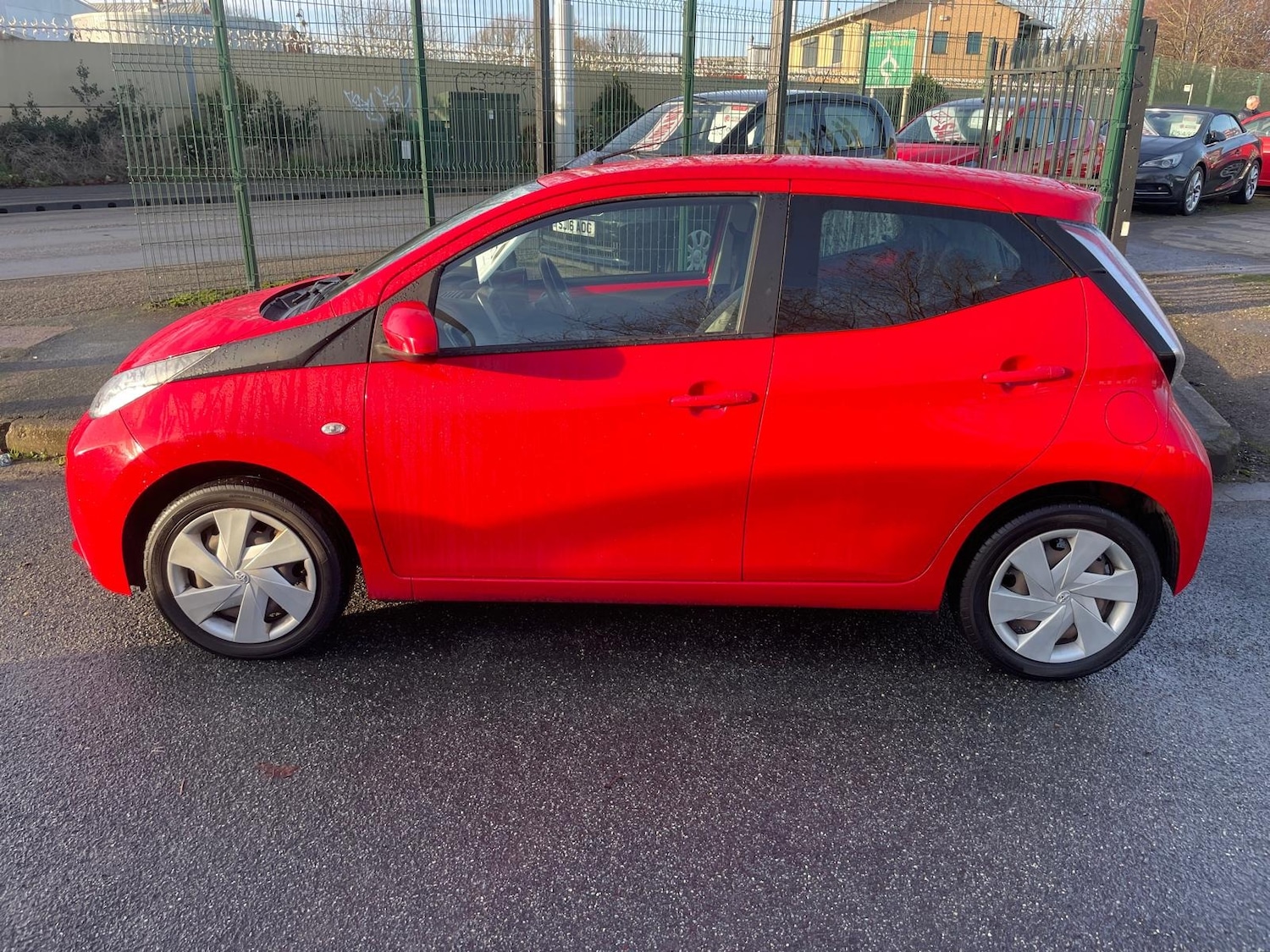 Used Toyota AYGO 2016 for sale - 76950929: Photo 21