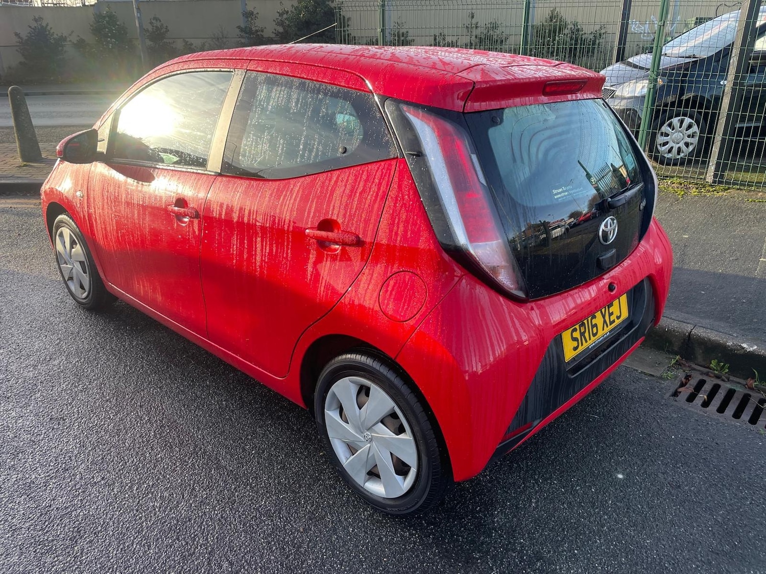 Used Toyota AYGO 2016 for sale - 76950929: Photo 3