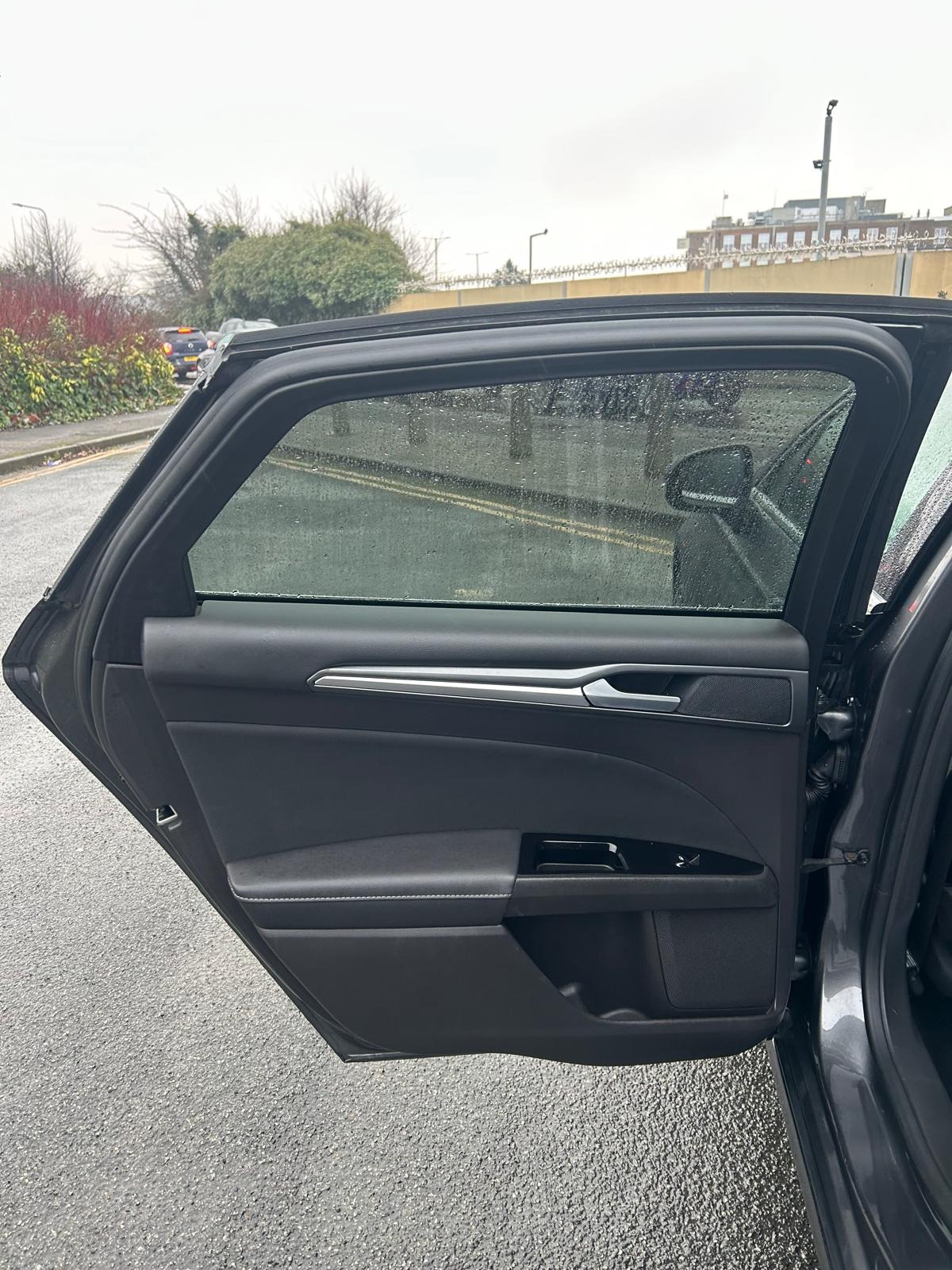 Used Ford Mondeo 2017 for sale - 77379466: Photo 8