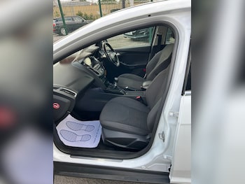 Used Ford Focus 2015 for sale - 74950086: Photo