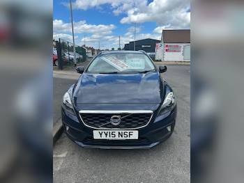 Used Volvo V40 2015 for sale - 78917588: Photo