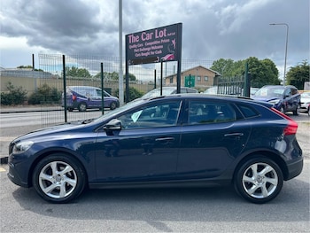 Used Volvo V40 2015 for sale - 78917588: Photo