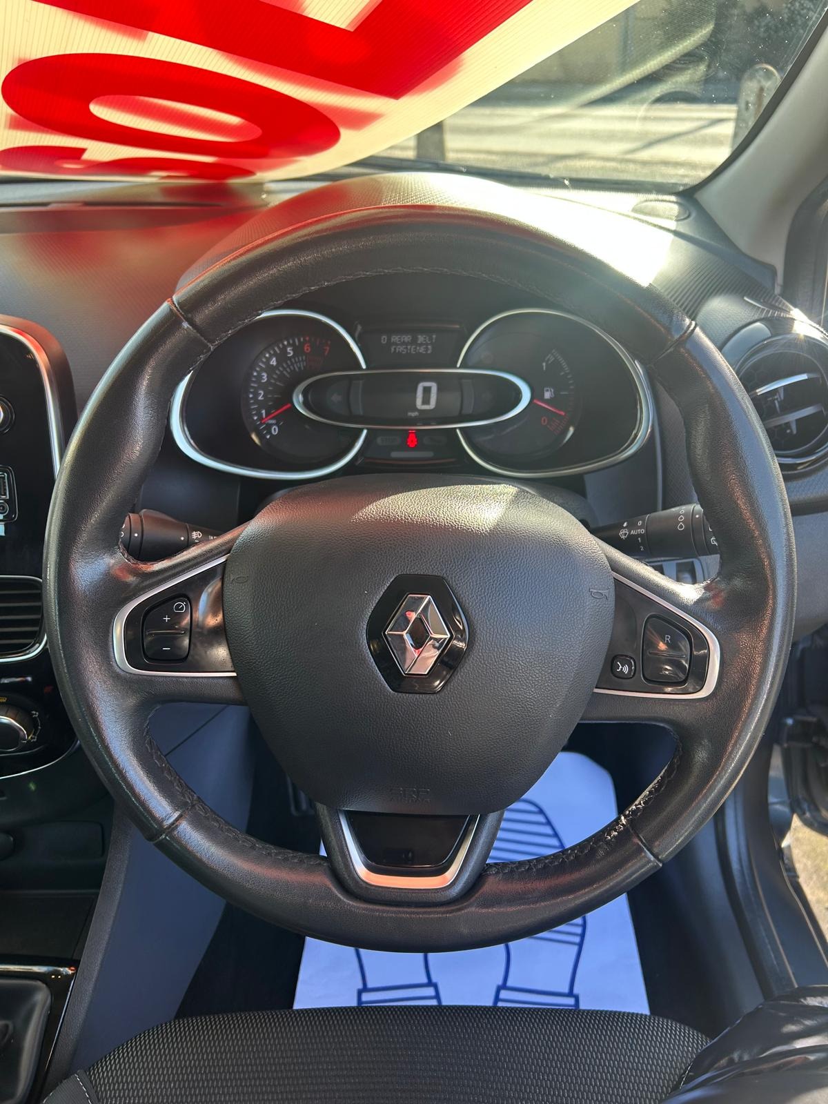 Used Renault Clio 2017 for sale - 77743524: Photo 18