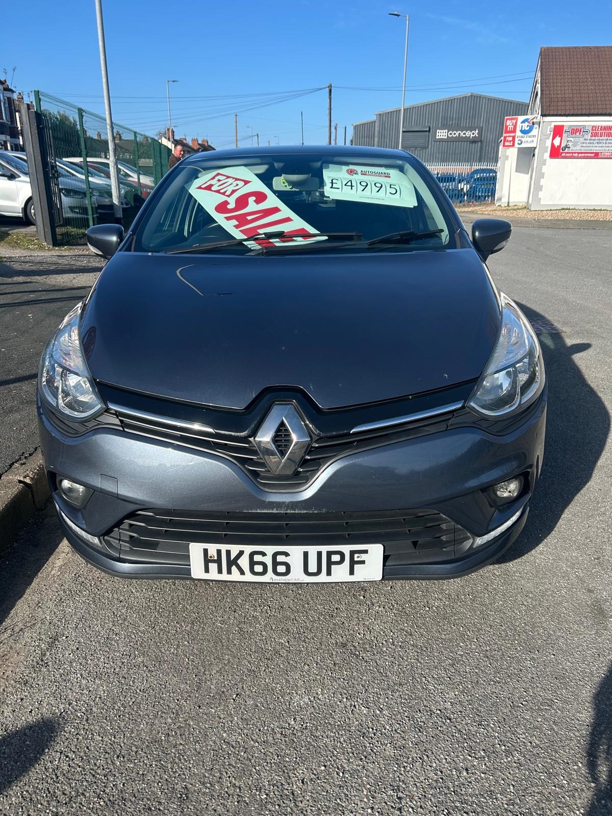Used Renault Clio 2017 for sale - 77743524: Photo 2