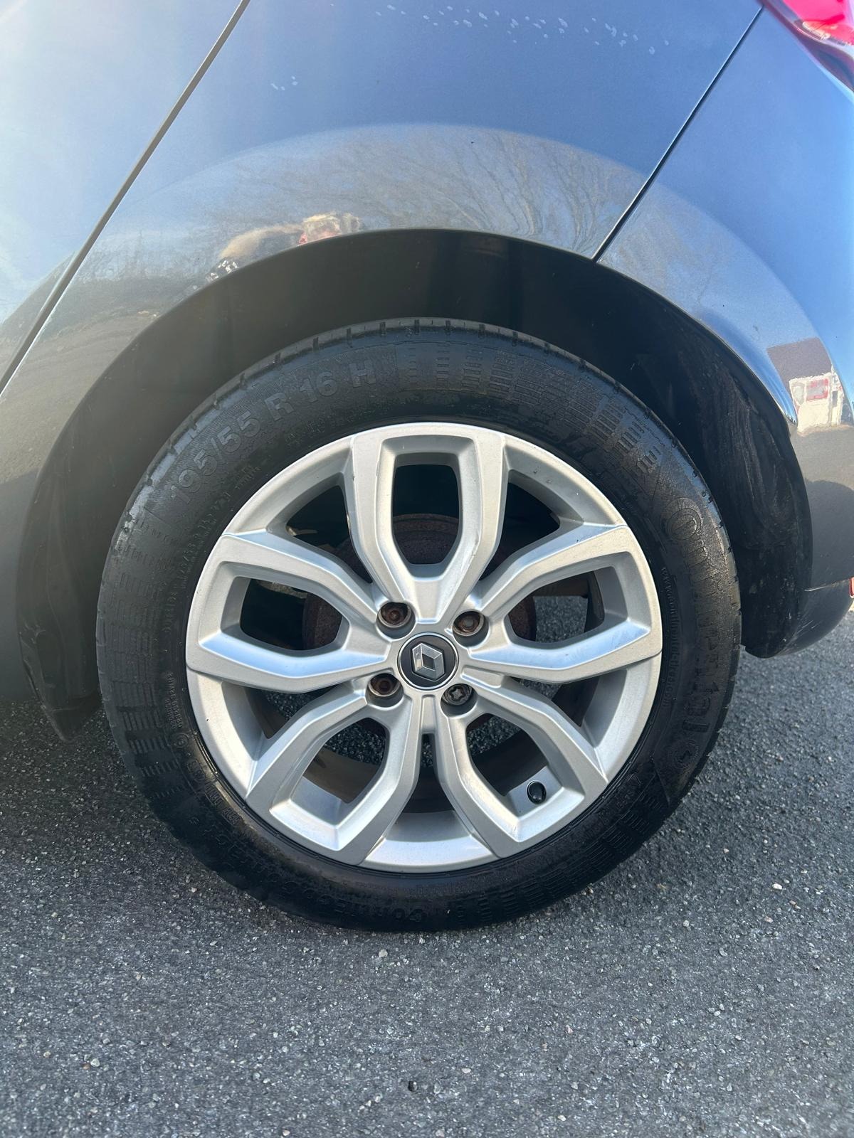 Used Renault Clio 2017 for sale - 77743524: Photo 4