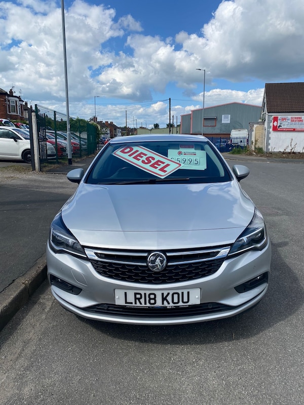 Used Vauxhall Astra 2018 for sale - 71232466: Photo 2