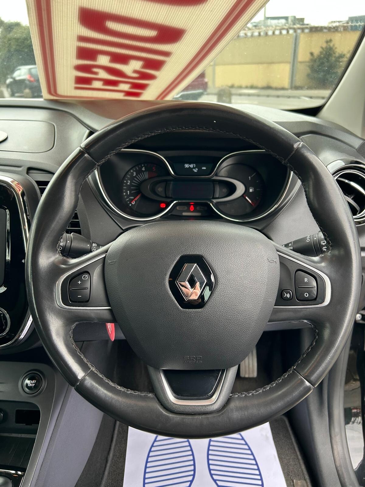 Used Renault Captur 2016 for sale - 78106236: Photo 17