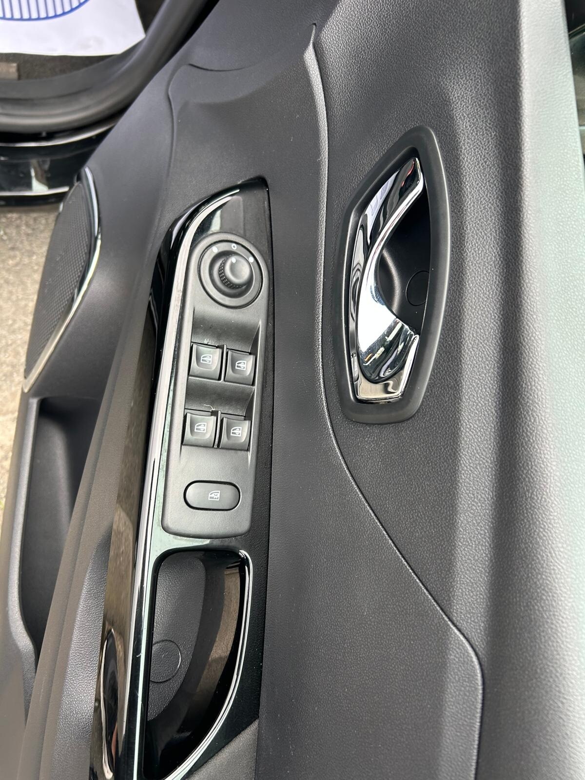 Used Renault Captur 2016 for sale - 78106236: Photo 19