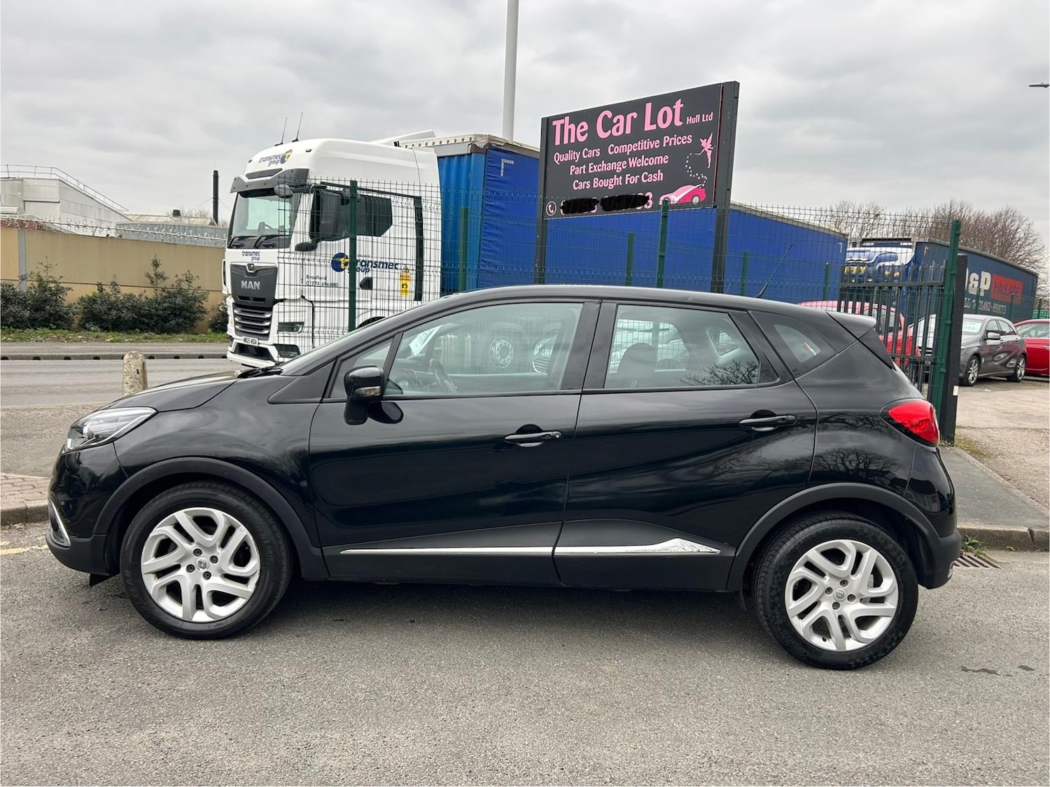 Used Renault Captur 2016 for sale - 78106236: Photo 3