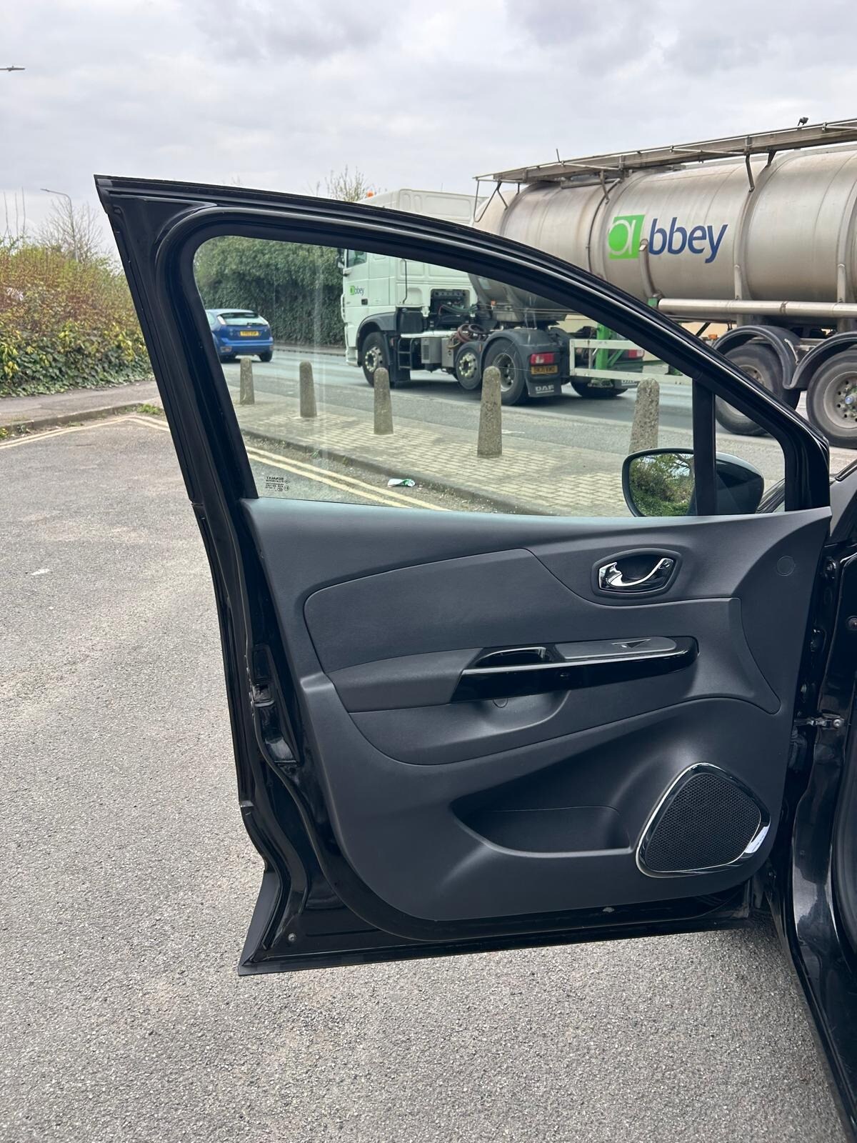 Used Renault Captur 2016 for sale - 78106236: Photo 6