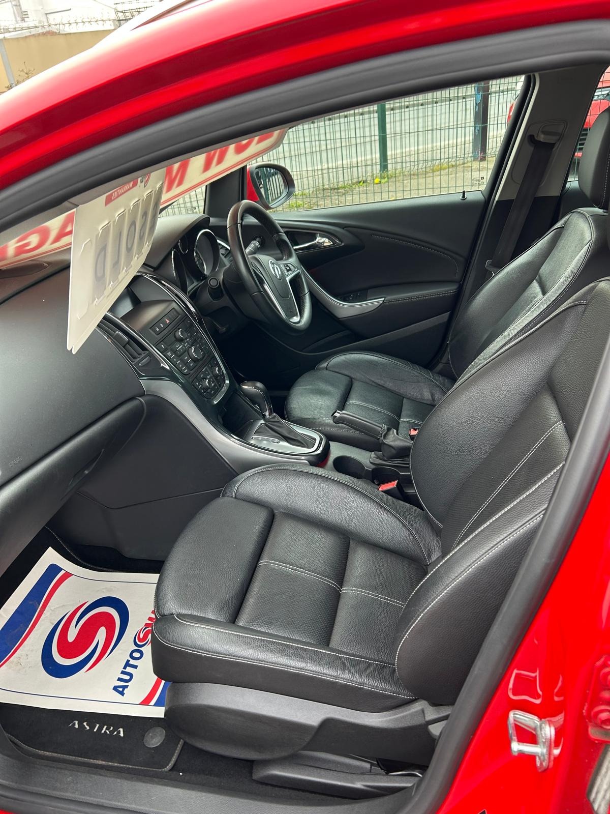 Used Vauxhall Astra 2014 for sale - 77997307: Photo 5