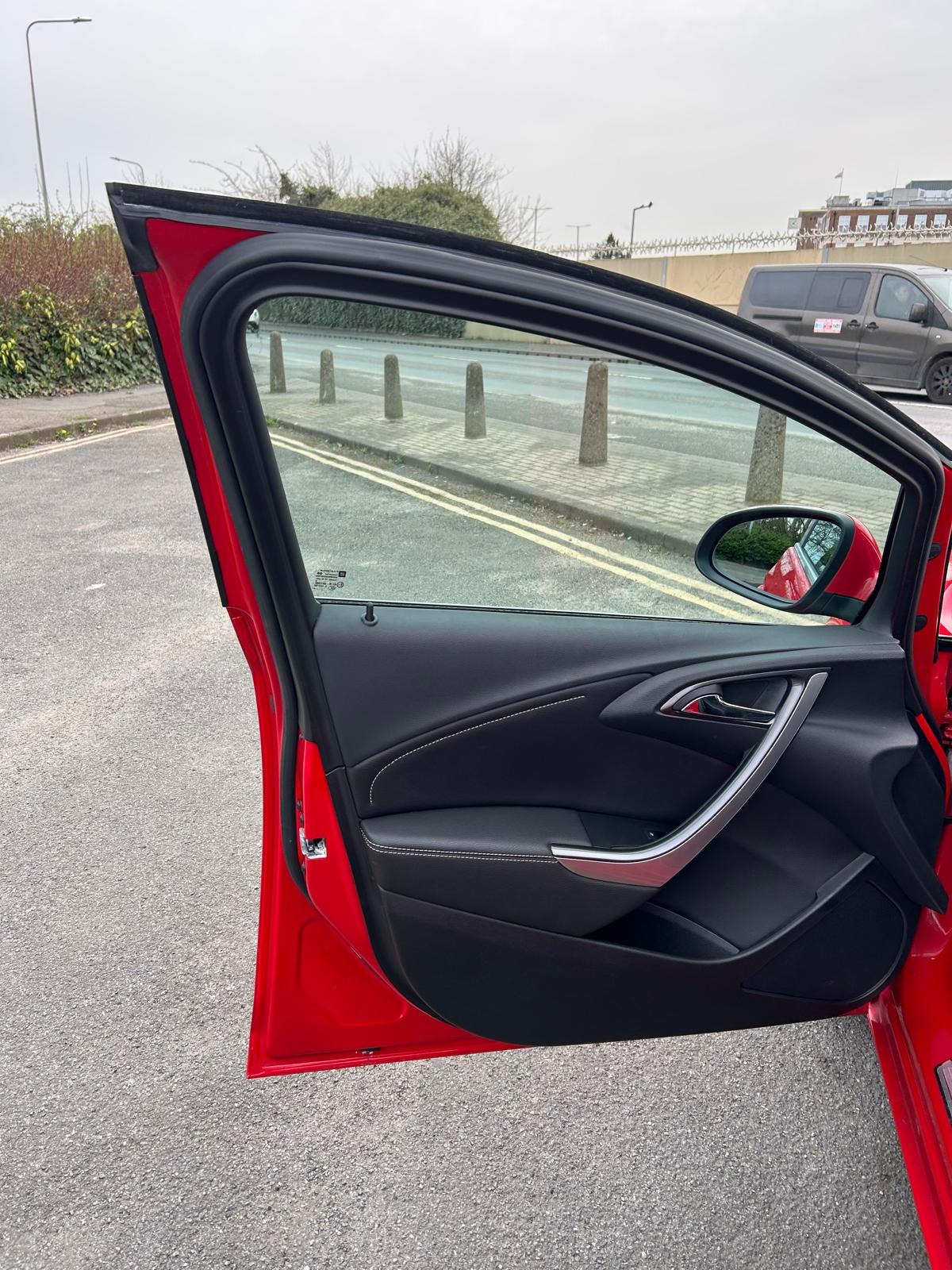 Used Vauxhall Astra 2014 for sale - 77997307: Photo 6