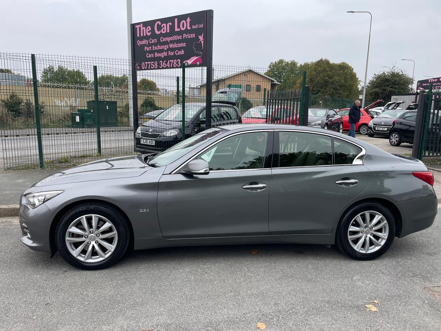Used Infiniti Q50 2016 for sale - 76322511: Photo 2