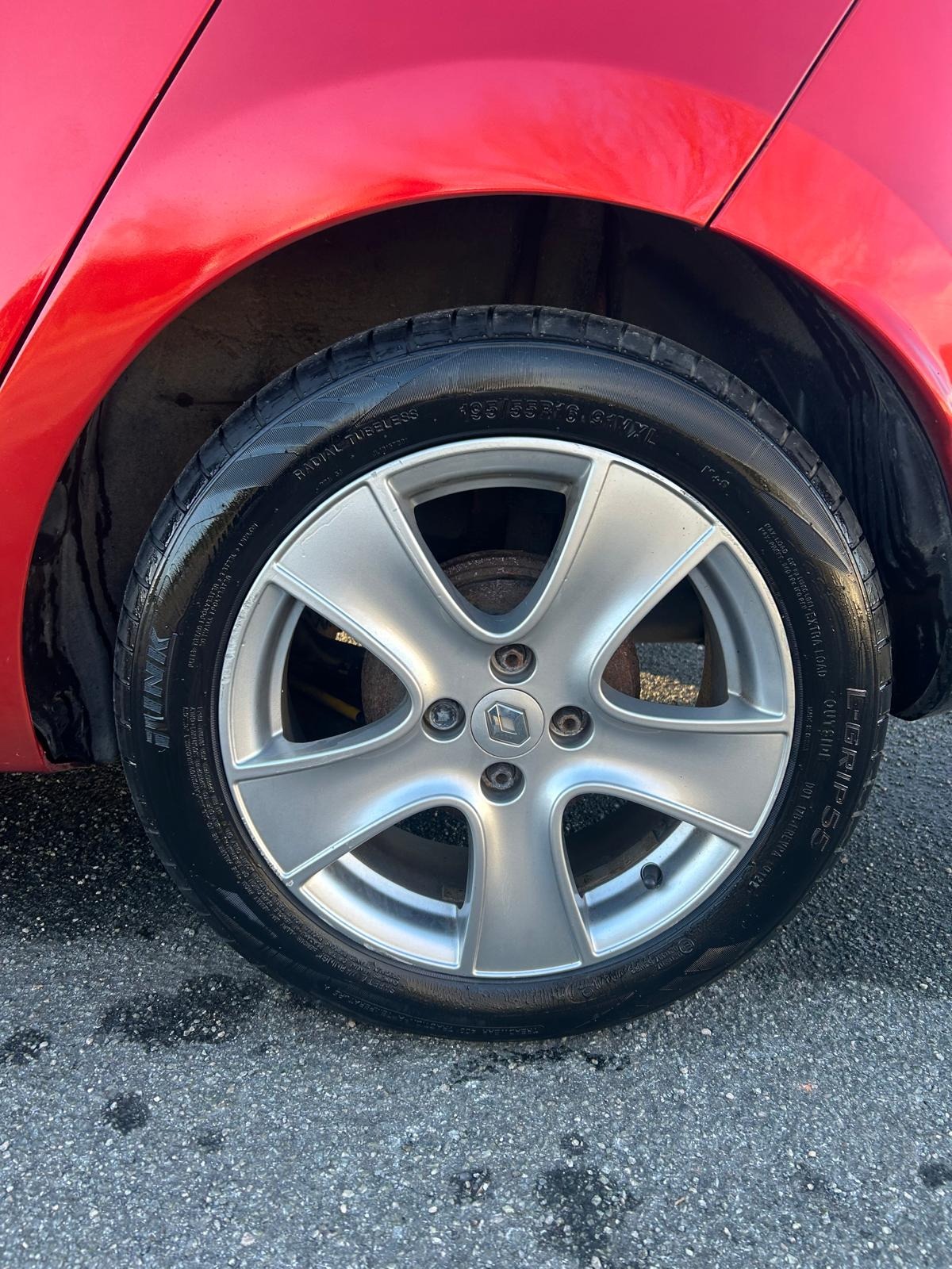 Used Renault Clio 2013 for sale - 77398445: Photo 4