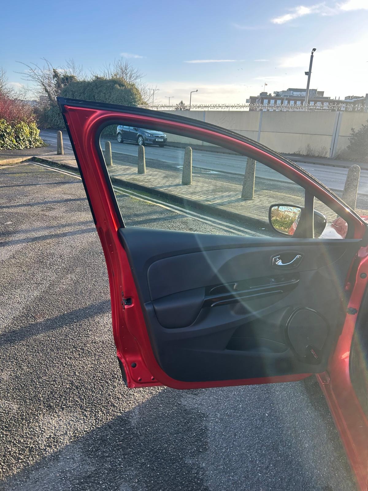 Used Renault Clio 2013 for sale - 77398445: Photo 6