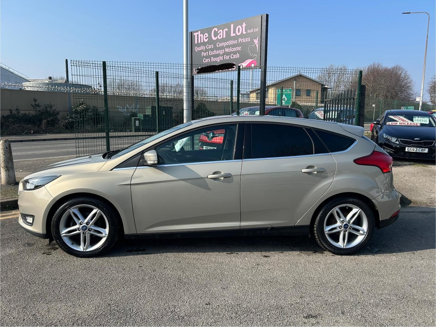 Used Ford Focus 2015 for sale - 77760279: Photo 3