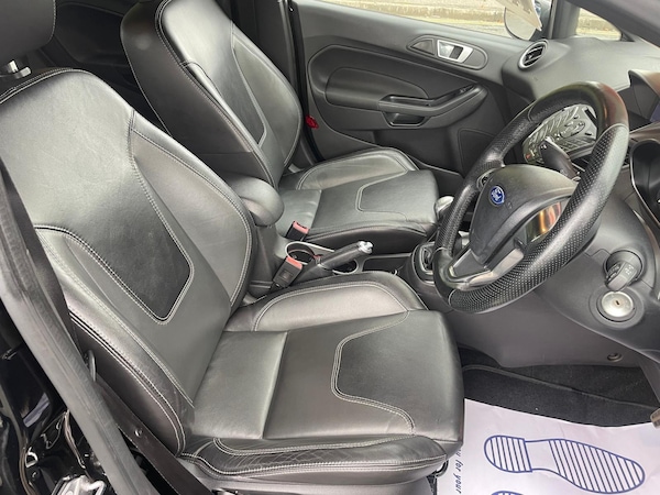 Used Ford Fiesta 2017 for sale - 76332059: Photo 13