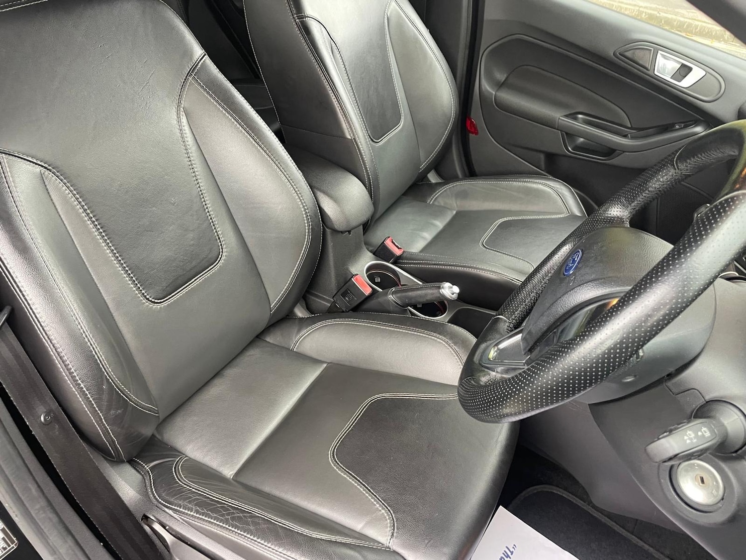 Used Ford Fiesta 2017 for sale - 76332059: Photo 14