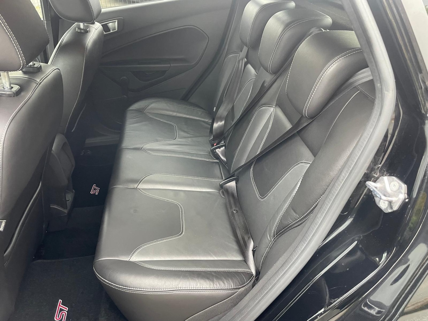 Used Ford Fiesta 2017 for sale - 76332059: Photo 19