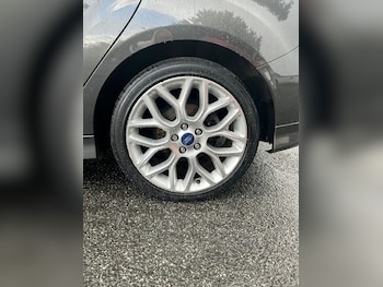 2015 (64) - 1.0 EcoBoost 125 Zetec S 5dr