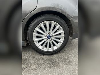 Used Ford C-Max 2018 for sale - 77350754: Photo