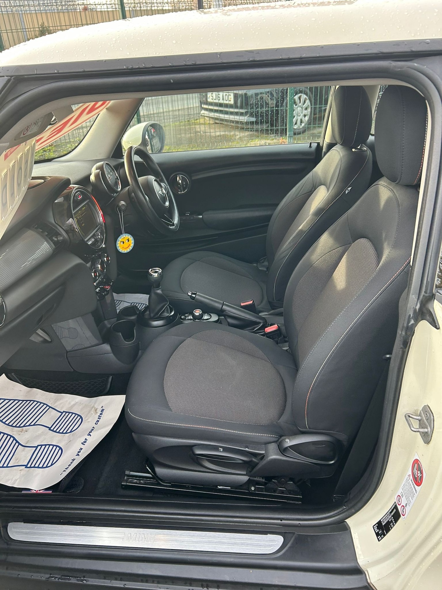 Used MINI Hatch 2014 for sale - 76709797: Photo 4