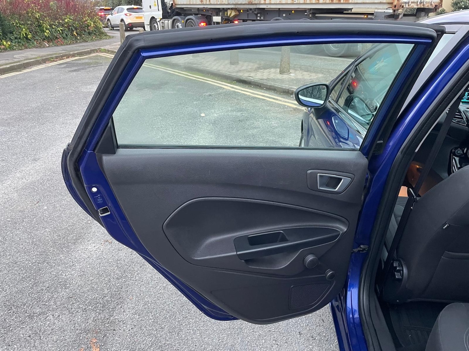 Used Ford Fiesta 2015 for sale - 76951021: Photo 18