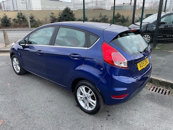 Used Ford Fiesta 2015 for sale - 76951021: Photo