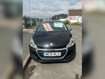 Used Peugeot 208 2015 for sale - 75714114: Photo