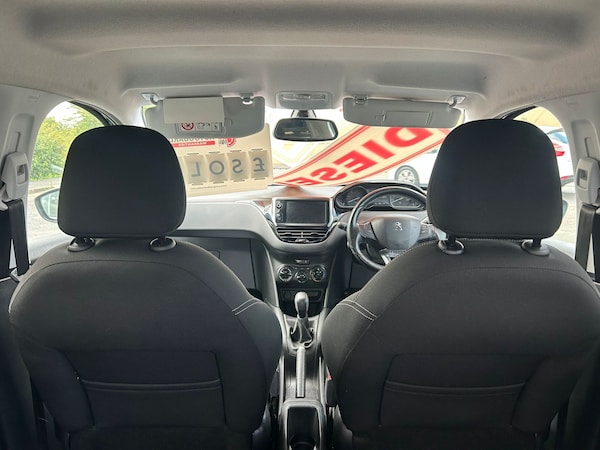 Used Peugeot 208 2017 for sale - 75545603: Photo 12