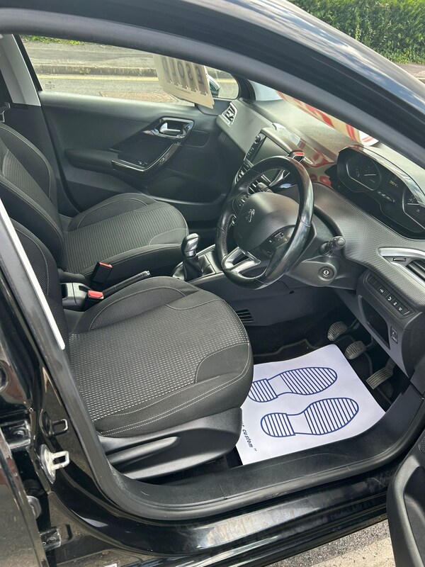 Used Peugeot 208 2017 for sale - 75545603: Photo 15