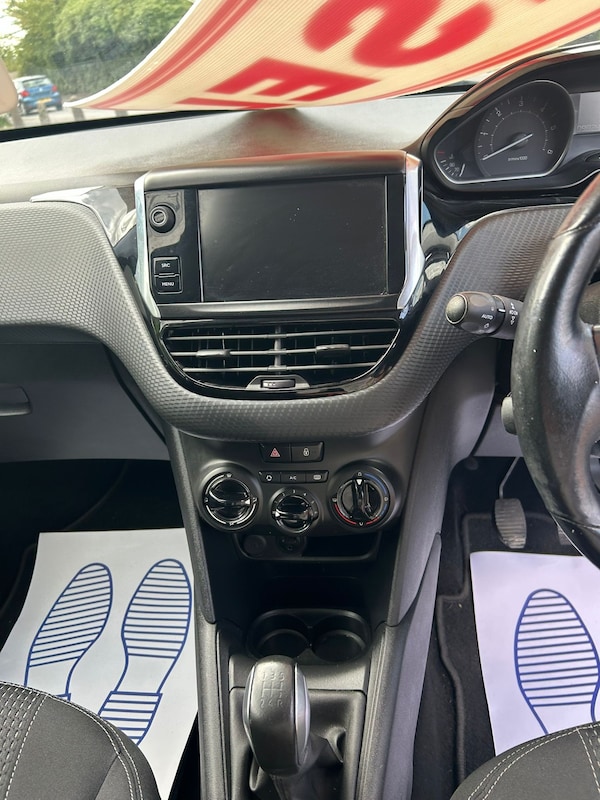 Used Peugeot 208 2017 for sale - 75545603: Photo 17