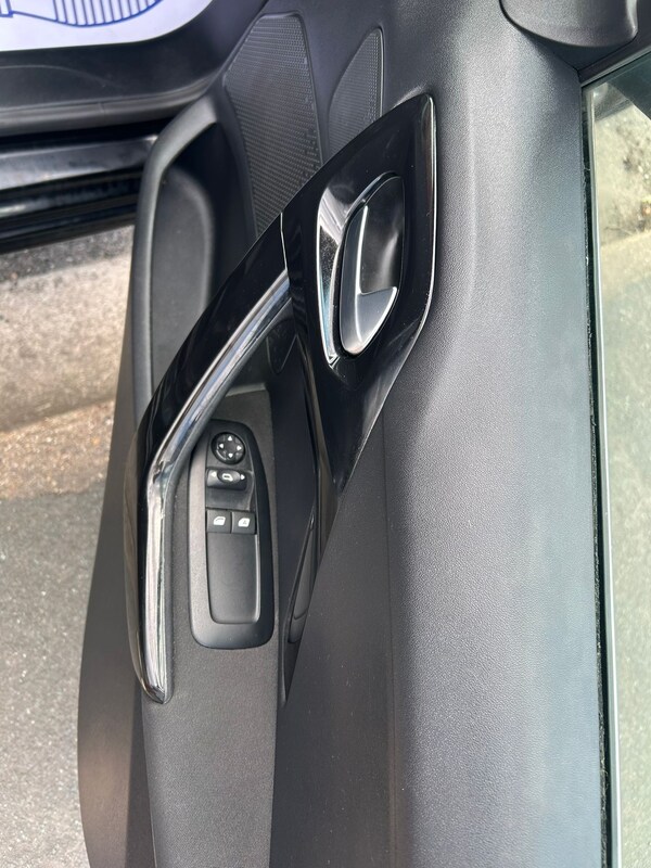 Used Peugeot 208 2017 for sale - 75545603: Photo 19