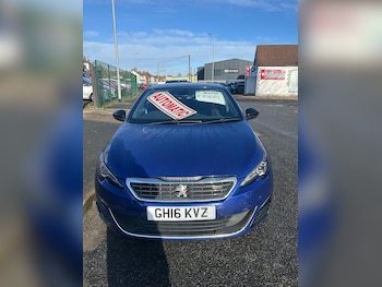 Used Peugeot 308 2016 for sale - 77392619: Photo