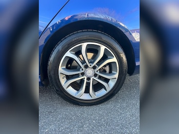 Used Mercedes-Benz C Class 2016 for sale - 77760843: Photo